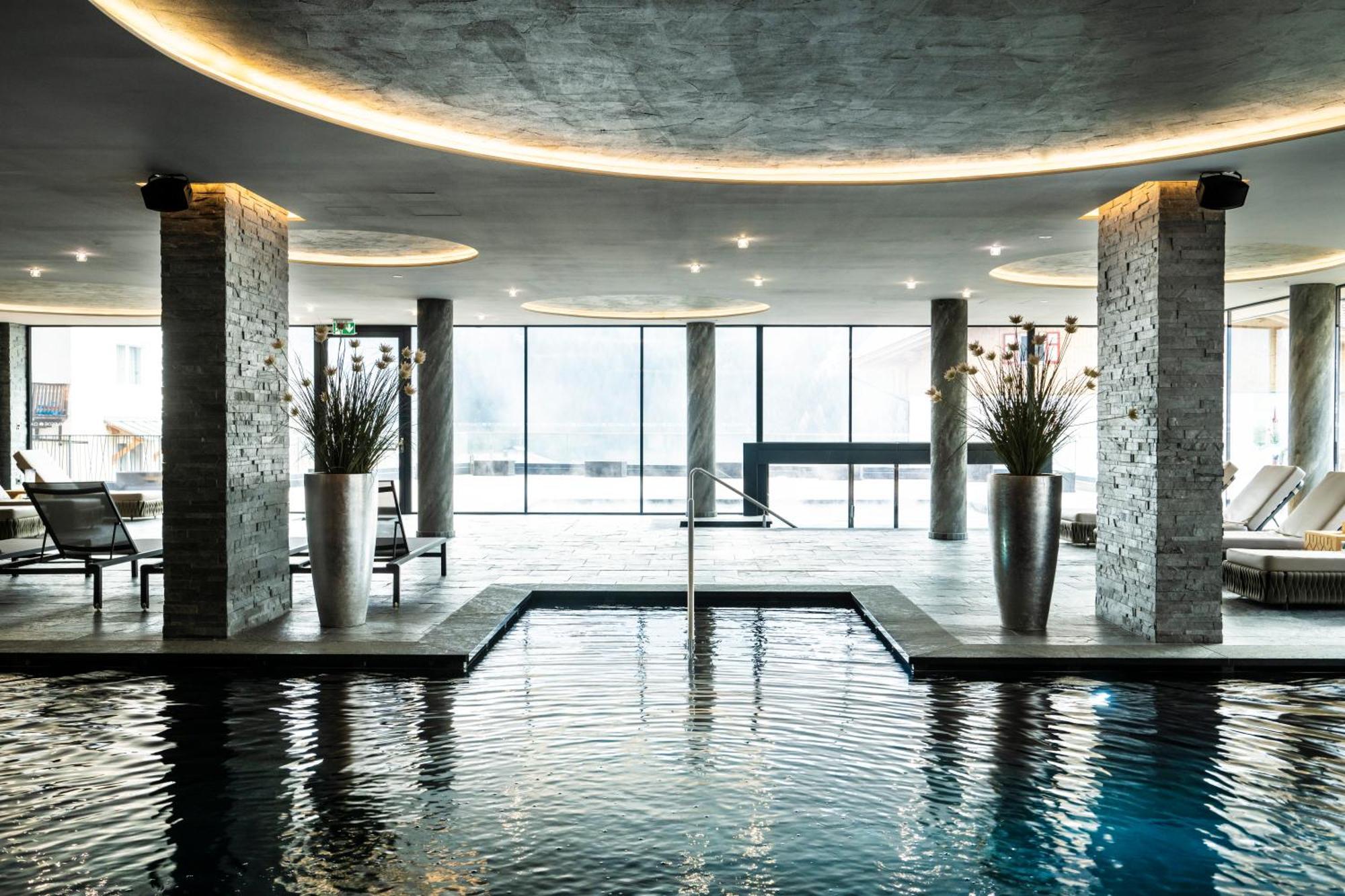 Ciampedie Luxury Alpine Spa Hotel ヴィーゴ・ディ・ファッサ エクステリア 写真